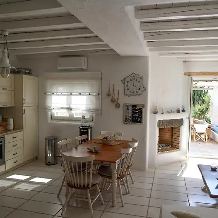 Hestia - Paros * Chrisi Akti (Paros)